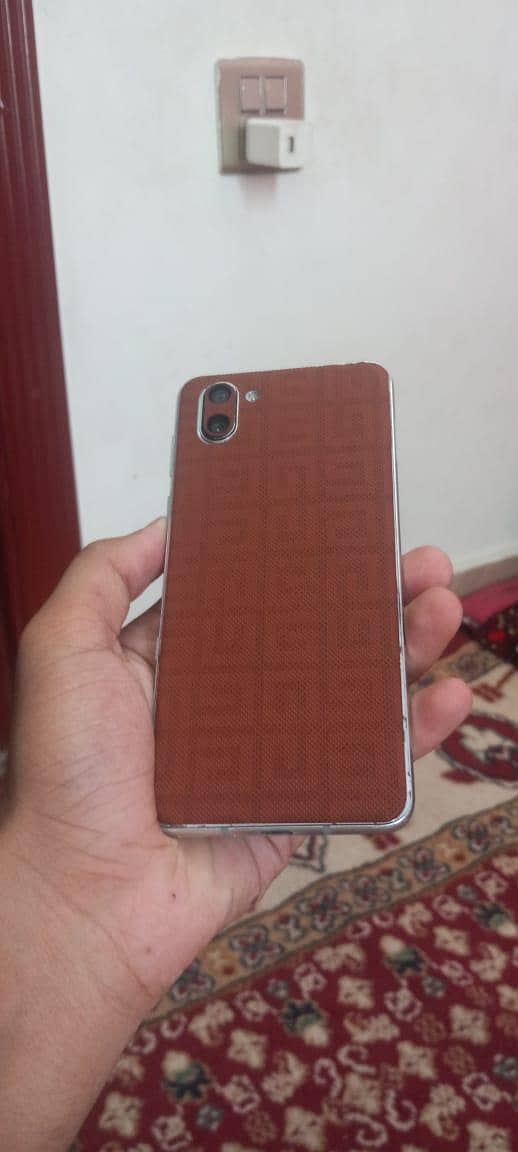 sharp aquos R3 6