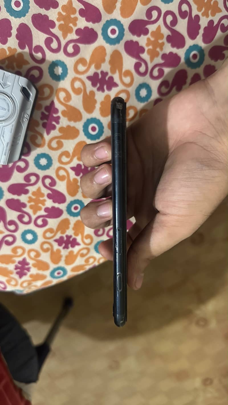 Apple iPhone SE 3