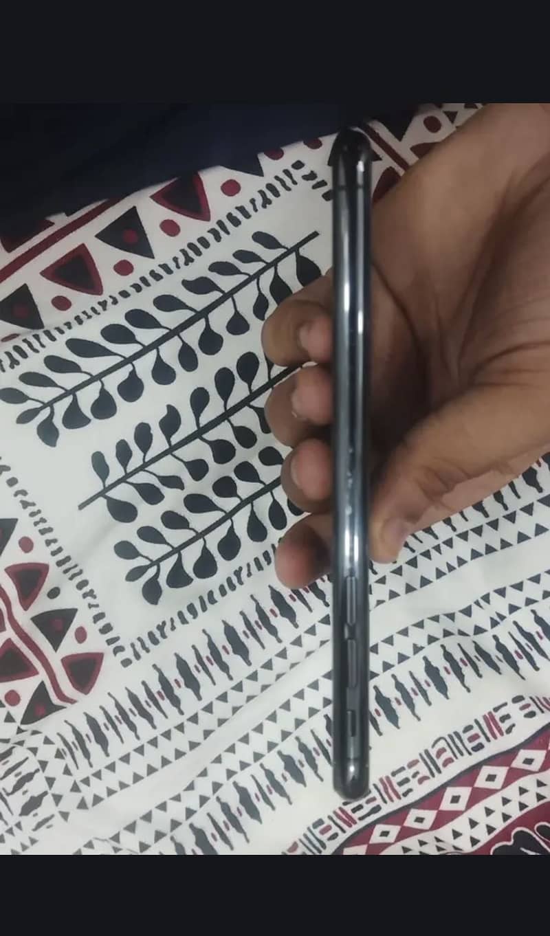 Apple iPhone X 1