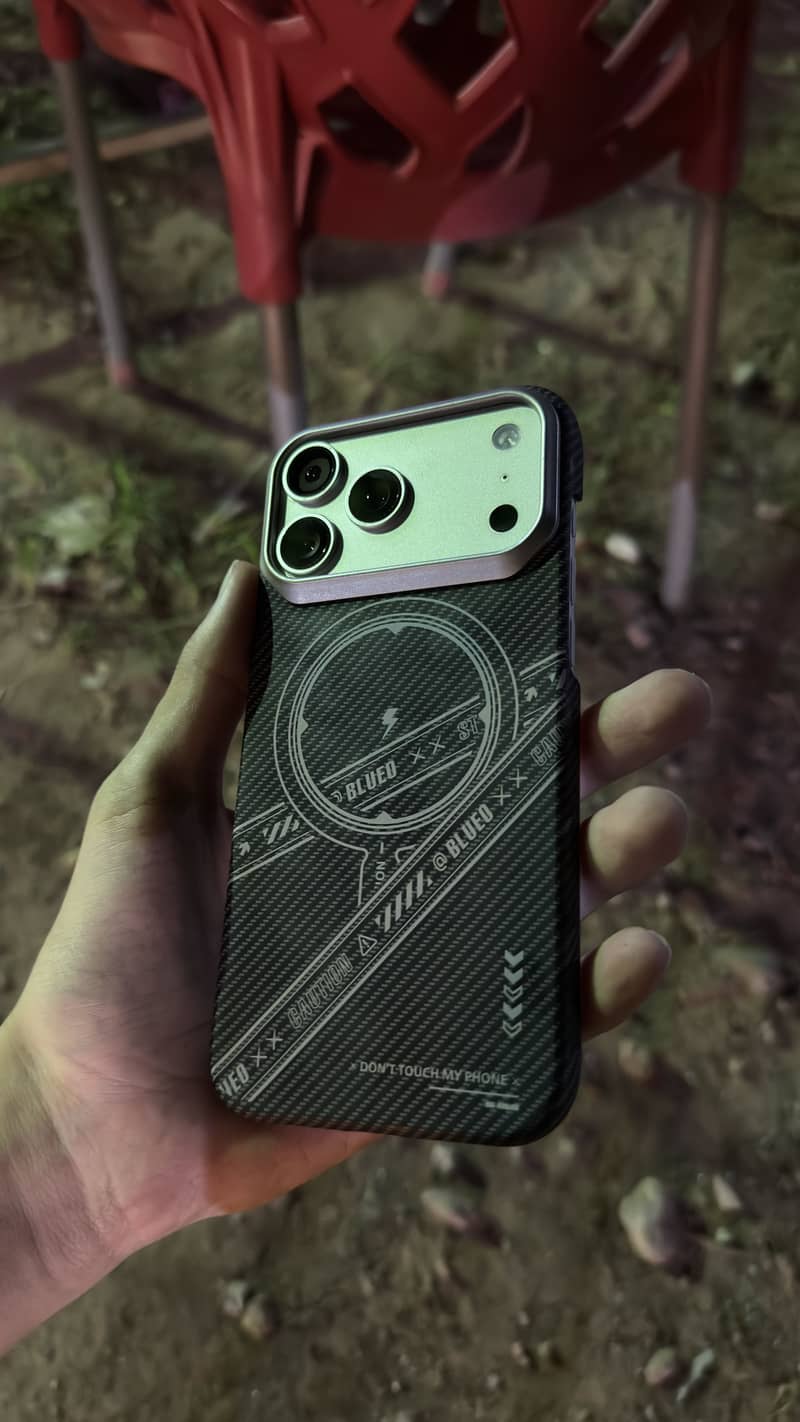 Apple iPhone 17 Pro Max 9