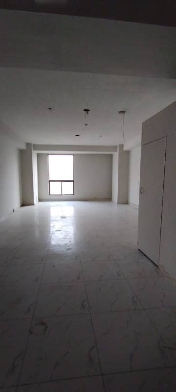 550 Sq. Ft. Office for Sale in Al Hafeez Executive Tower, Gulberg Lahore