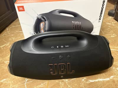 JBL BoomBox 4