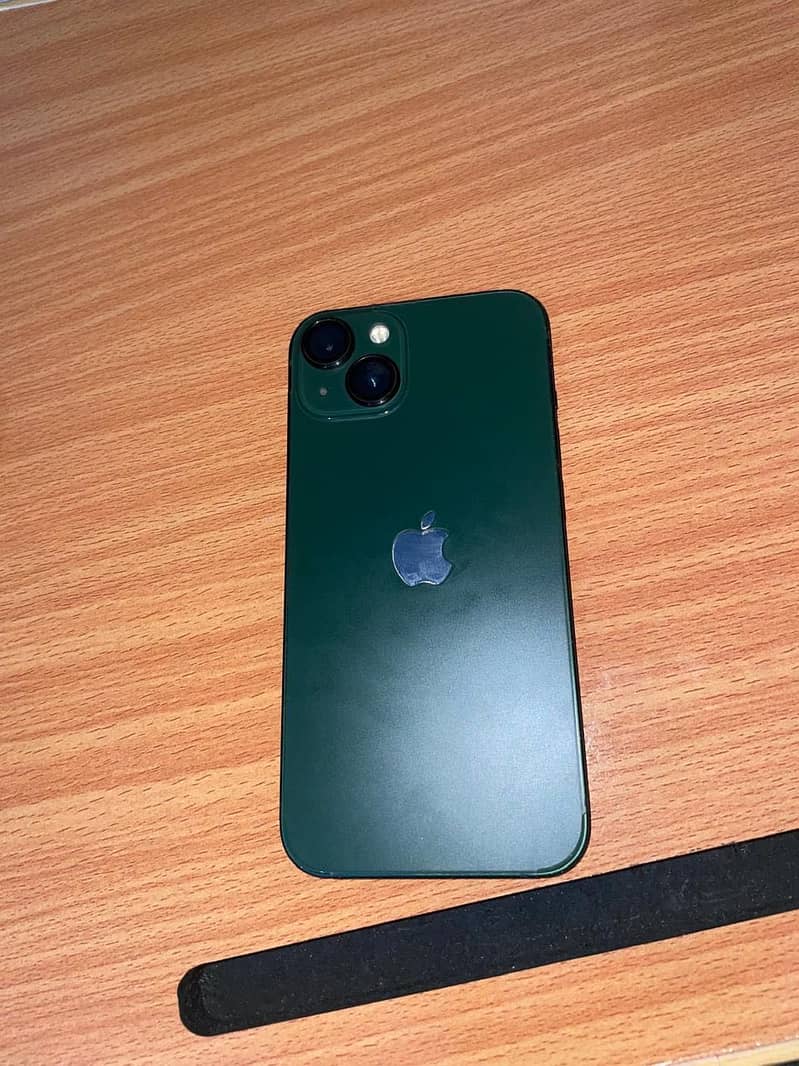 Apple iPhone 13 1