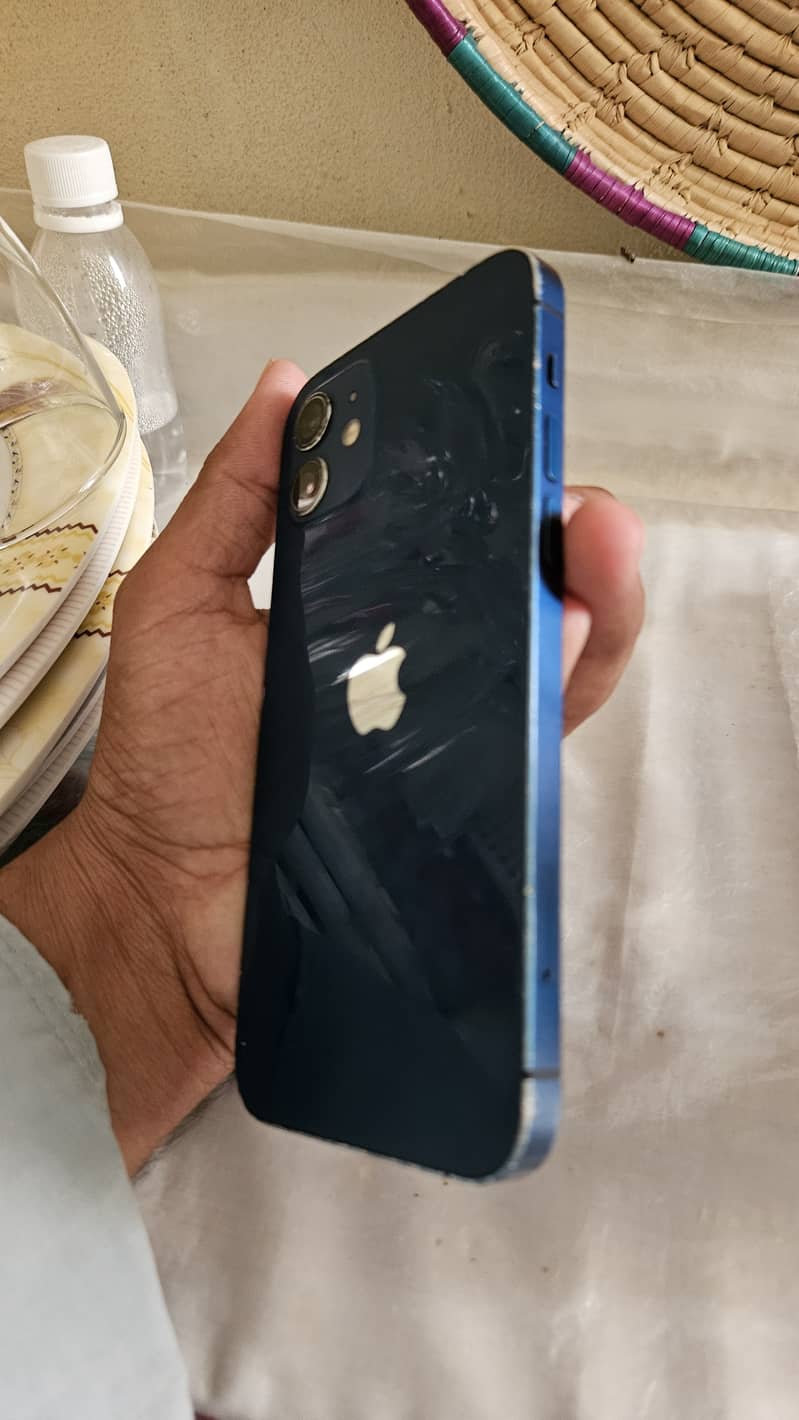Apple iPhone 12 2