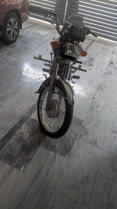 new bike ha 1500km Chali ha