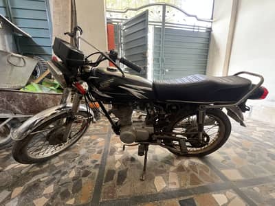 Honda 125 2015 model for sale