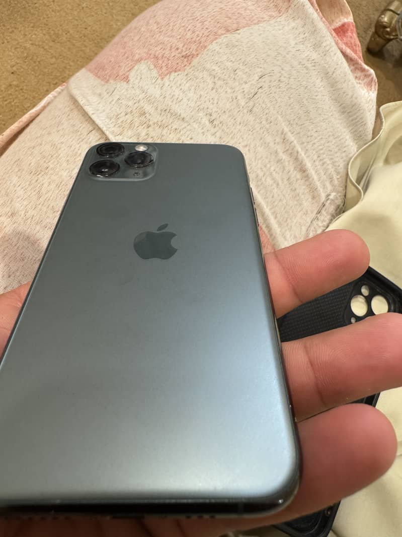 آی فون 11pro 1