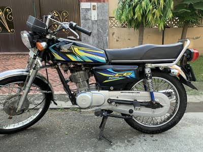 Honda 125 / 2015/16 modal  03401227498