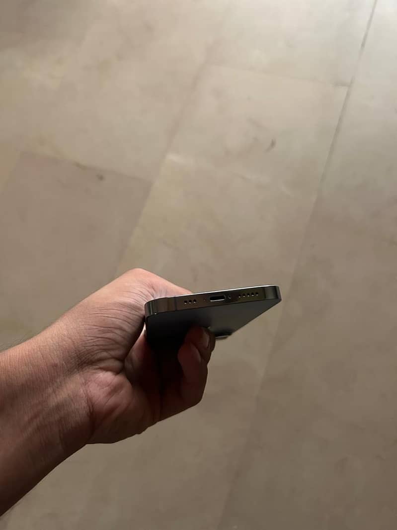 Apple iPhone 13 Pro 7