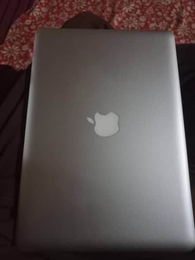 Apple Macbook Pro