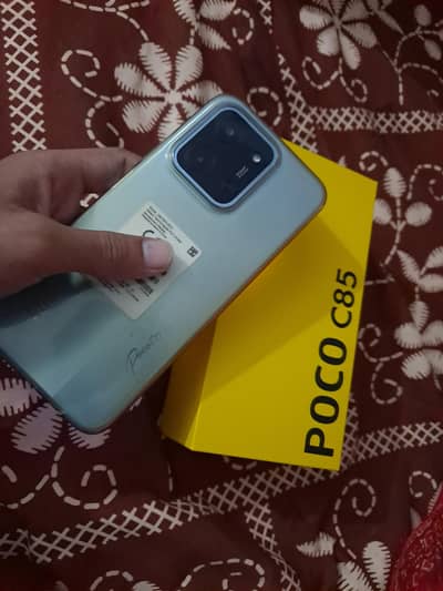 POCO C85 10 by 10 condition