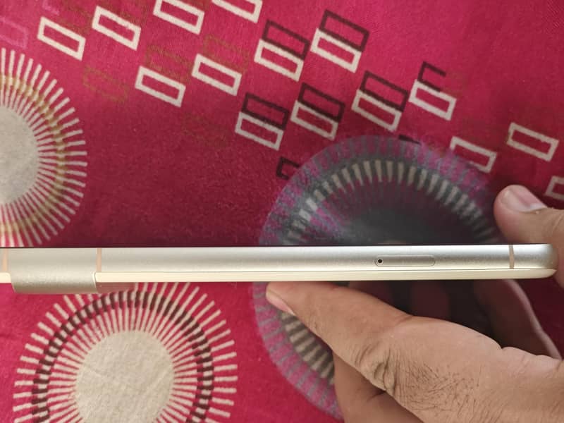 Google Pixel 8 1