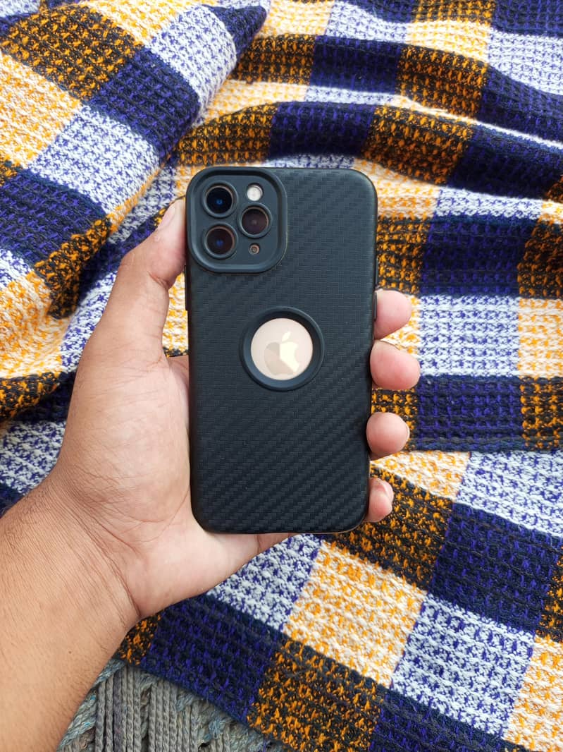 Apple iPhone 11 Pro 3
