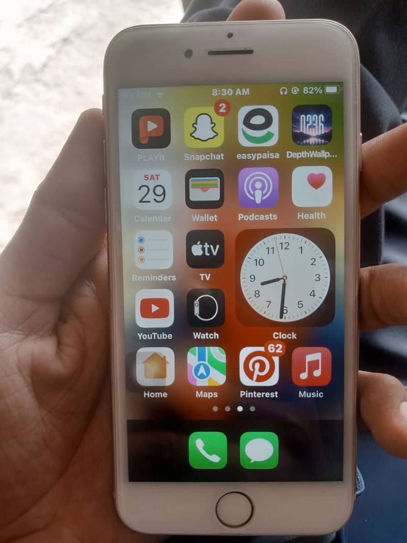 Apple iPhone 8 1