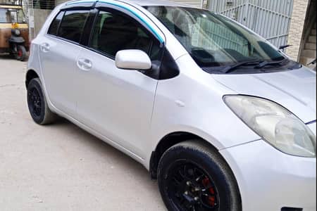 Toyota Vitz Model 2005 Reg 2009 Auto