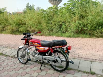 new bike hai jisy Leni ho rabta kery ajay