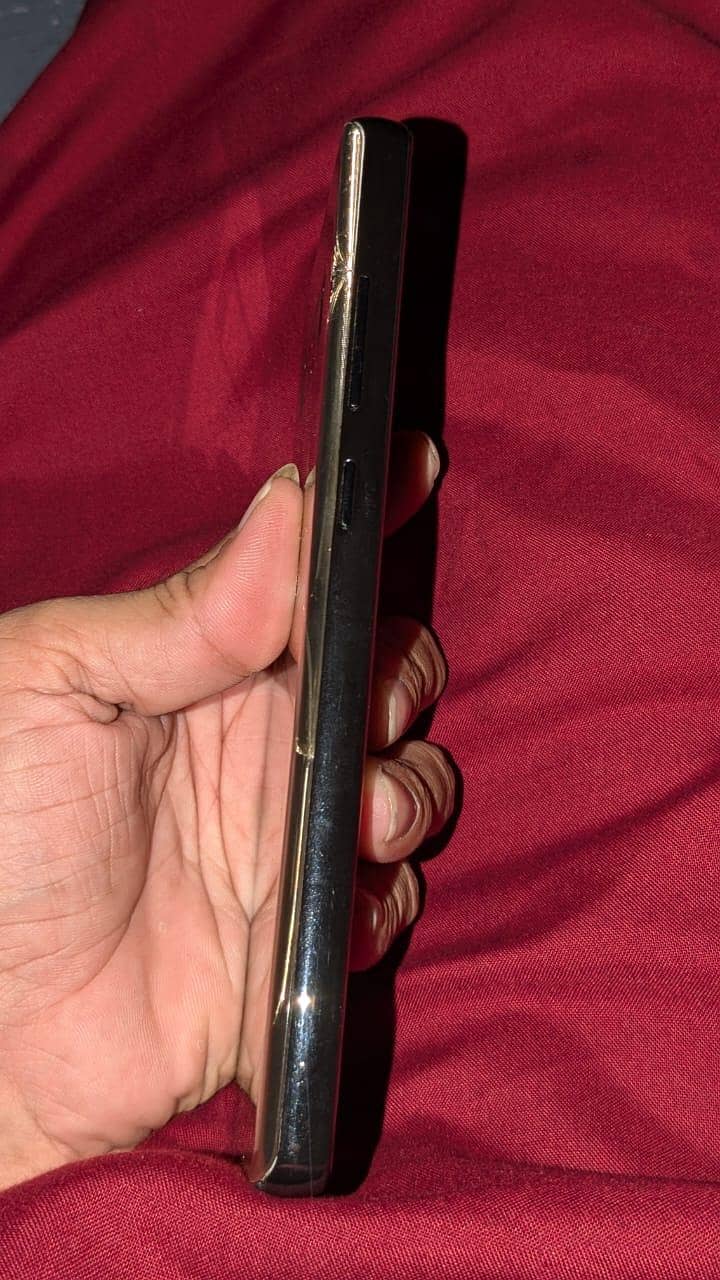 Samsung Mobile Note 8 2