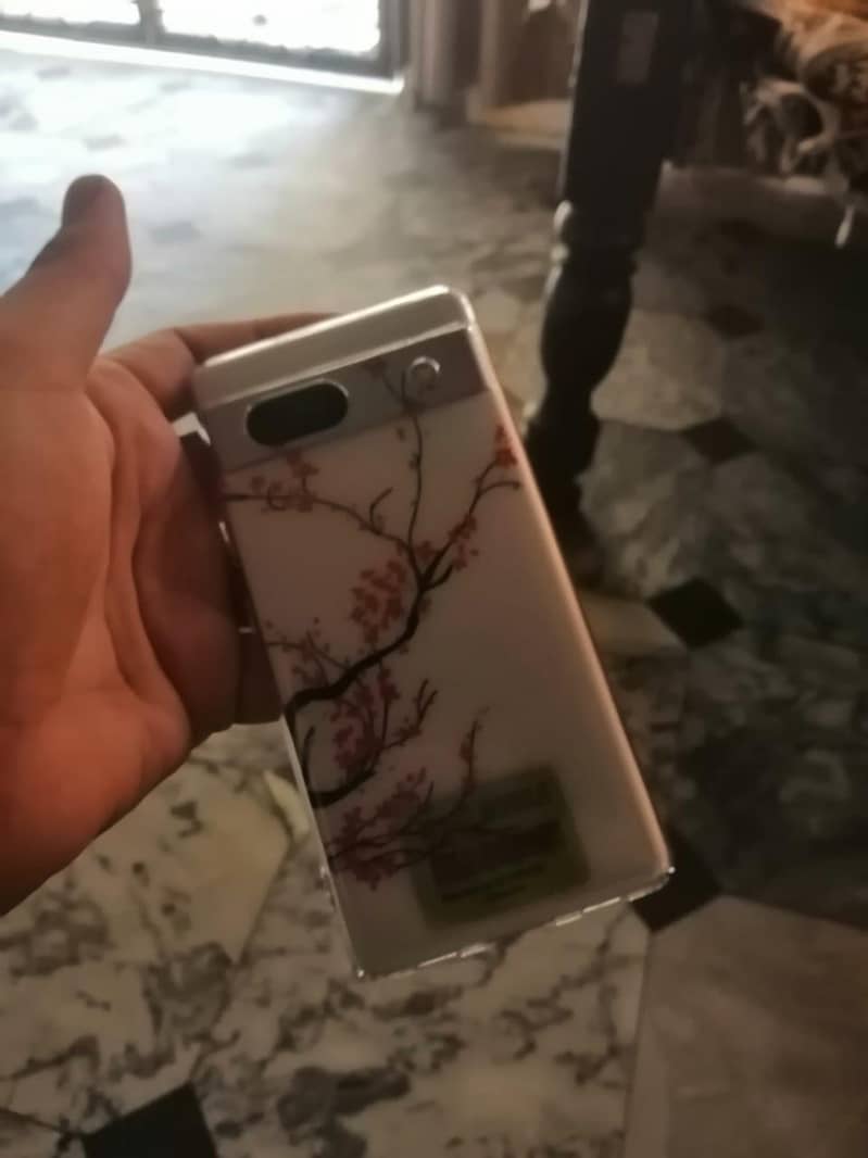 Google Pixel 7a 1