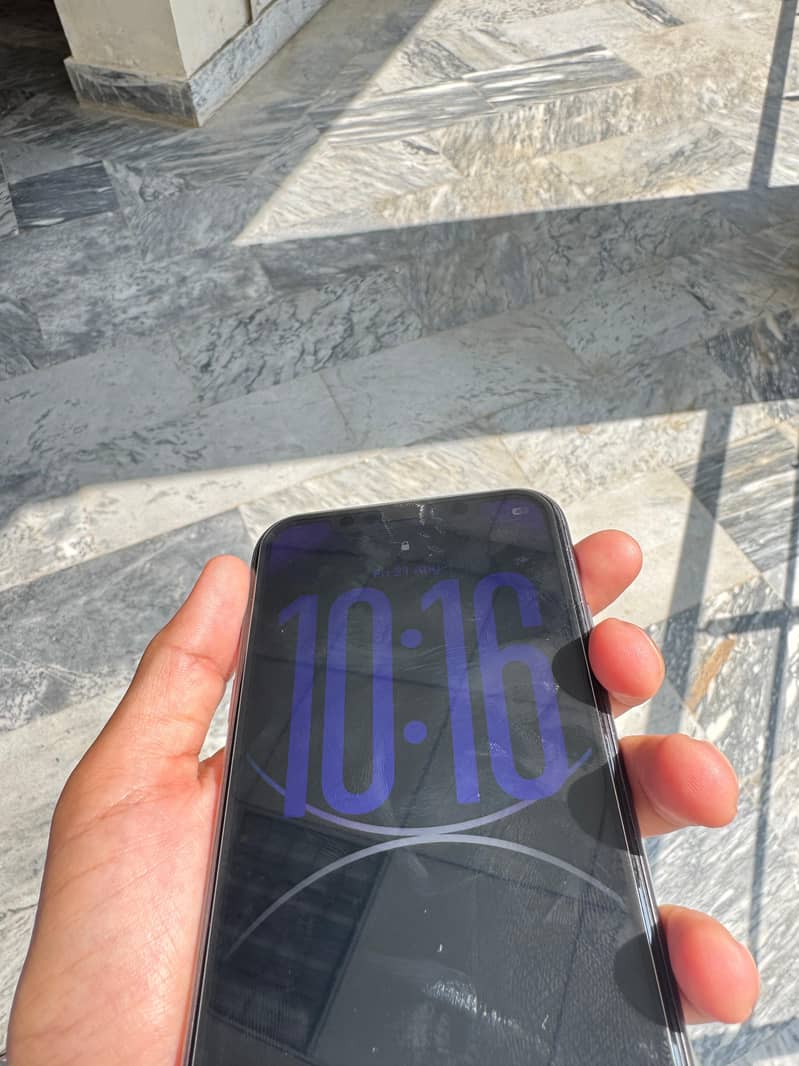 Apple iPhone 11 5
