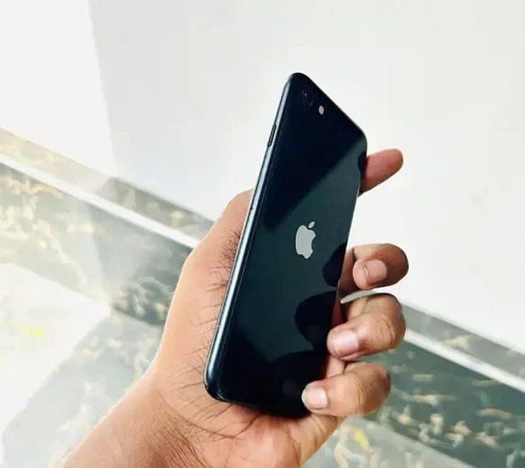 Apple iPhone SE 2