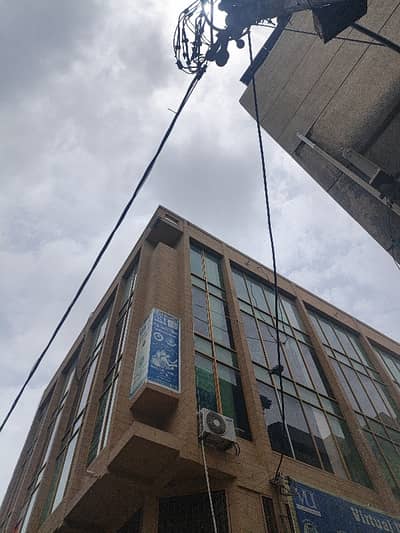 Fair-Priced 1000 Square Feet Office Available In DHA Phase 1
