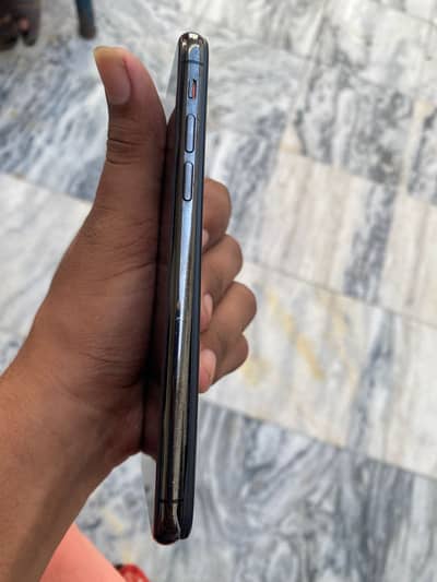 Apple iPhone X