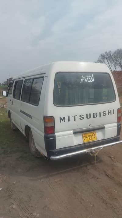 mitsubishi l 300 petrol lpg model 1994