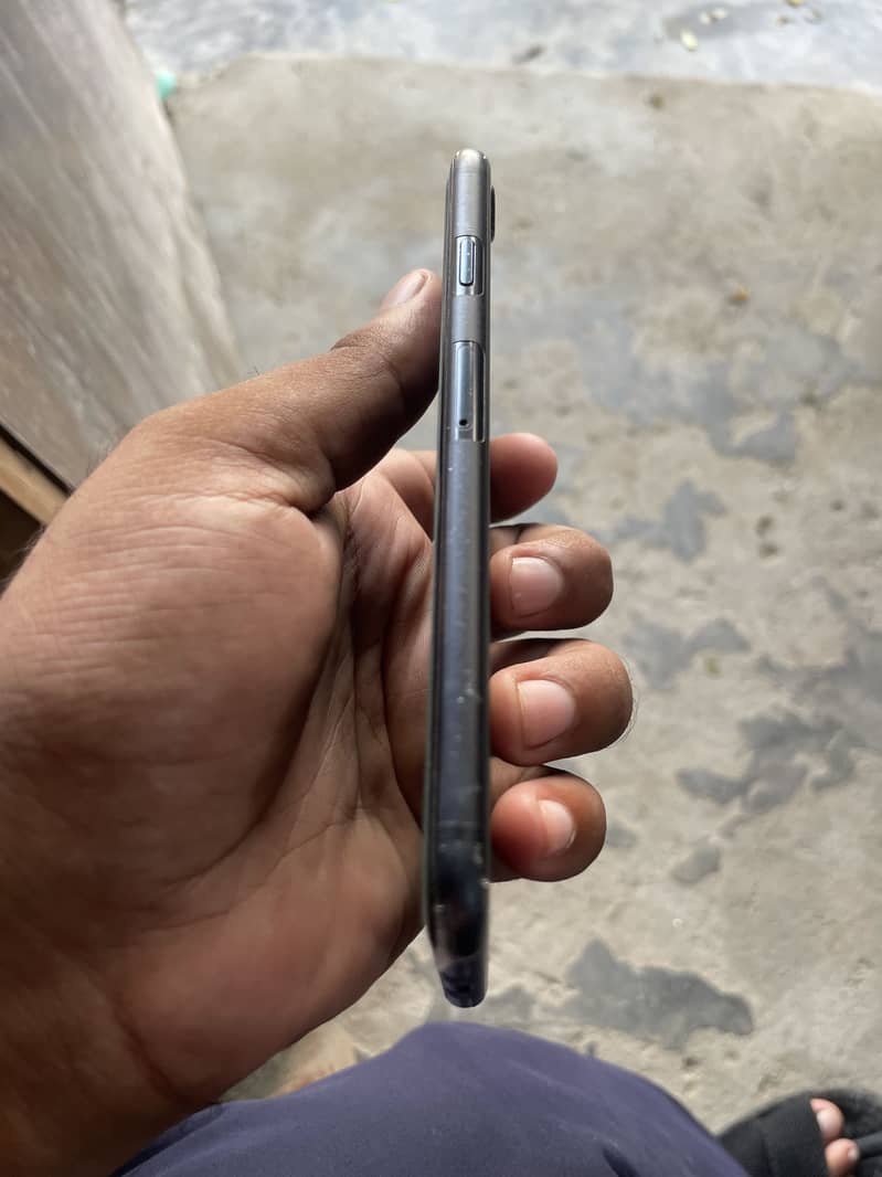 Apple iPhone SE 4