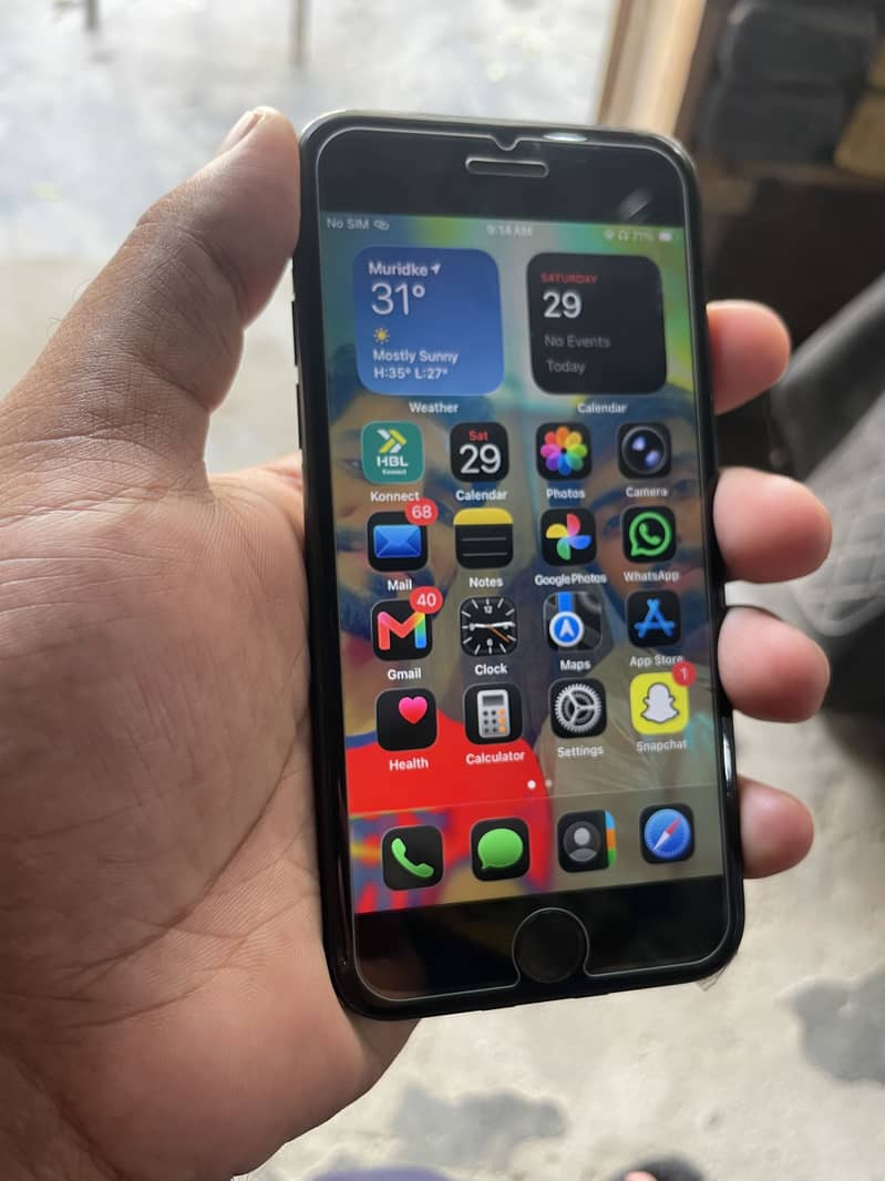 Apple iPhone SE 6