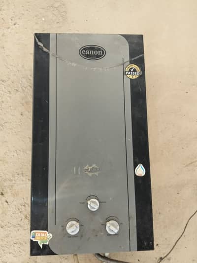 Canon Heavy Duty 12L Instant Gas Water Heater - Great Condition