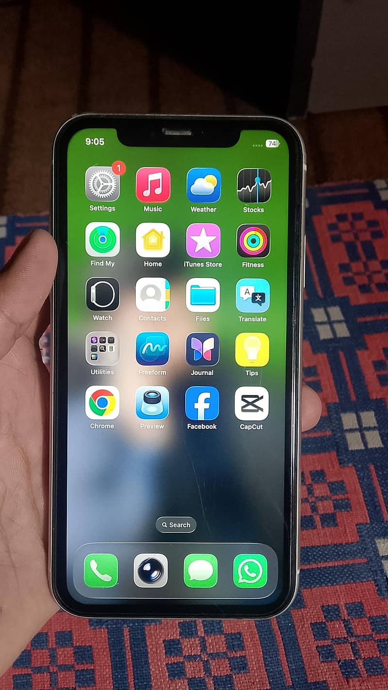 Apple iPhone 11 3