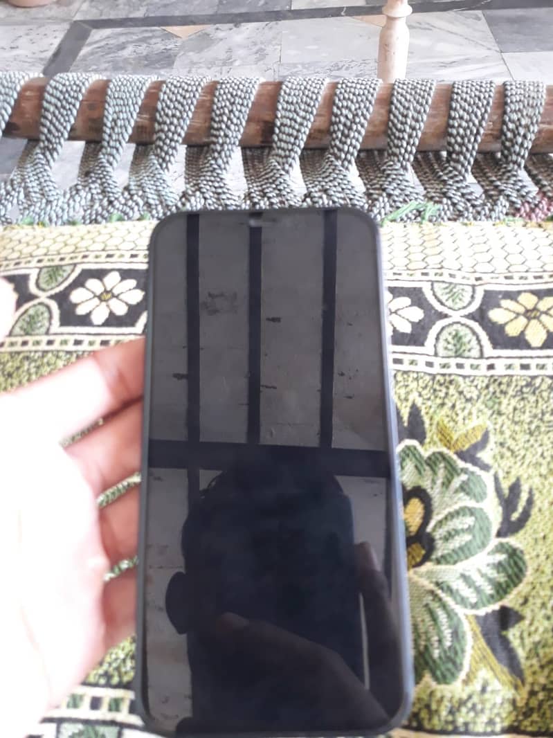 Apple iPhone 12 3