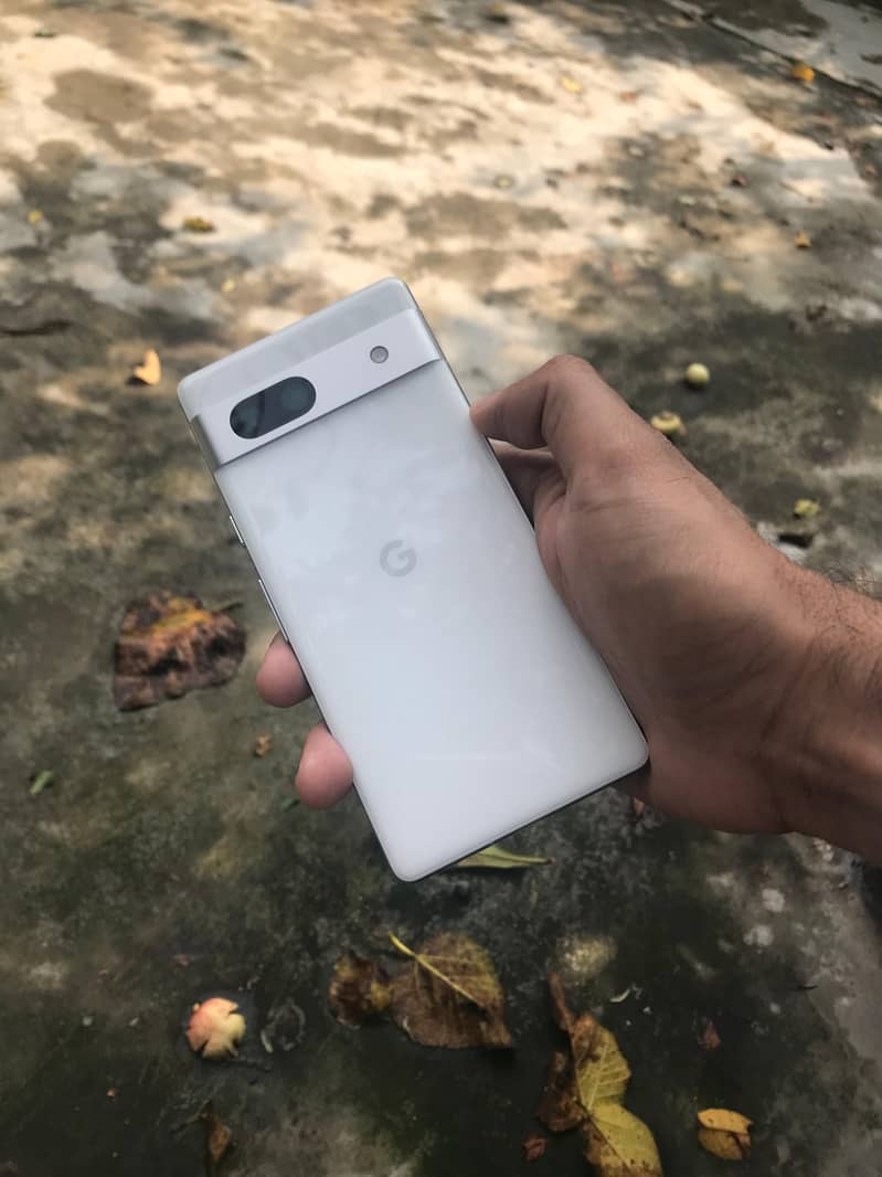 Google Pixel 7a 2