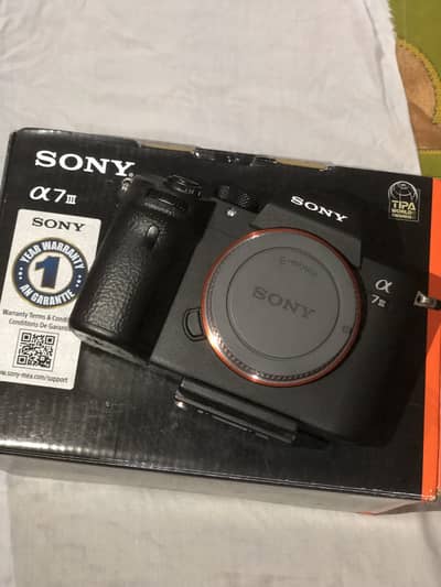SONY A7 III + 24-105mm G OSS + DJI RONIN-SC COMPLETE KIT FOR SALE