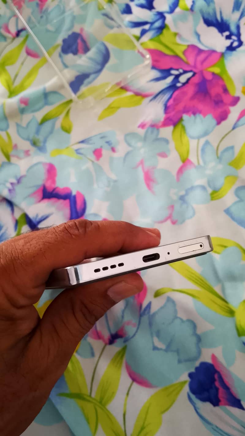 Infinix Note 40 8/256 4