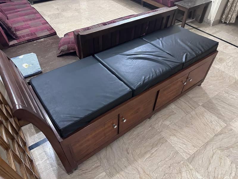 Multifunctional Bed and Drawer 1