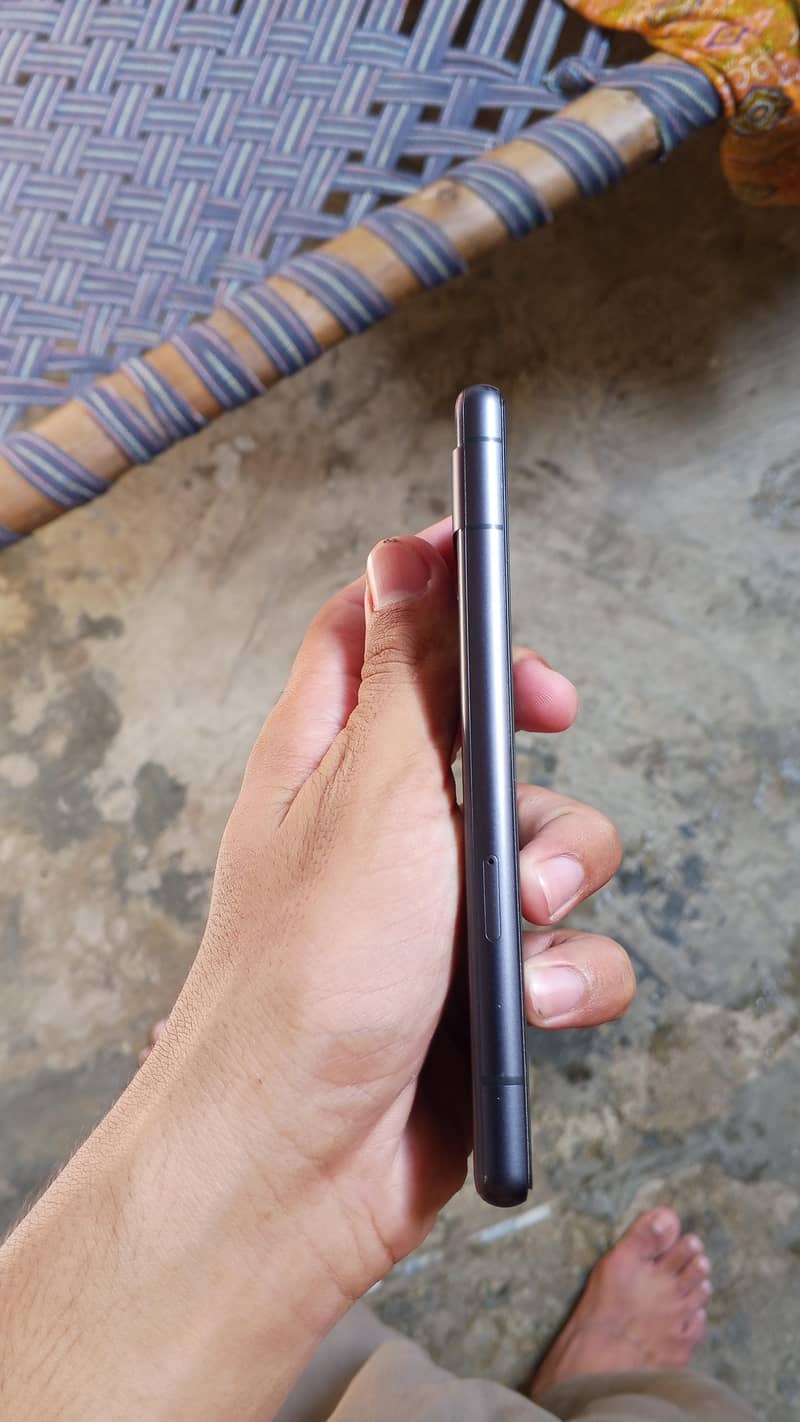Google Pixel 7a 5