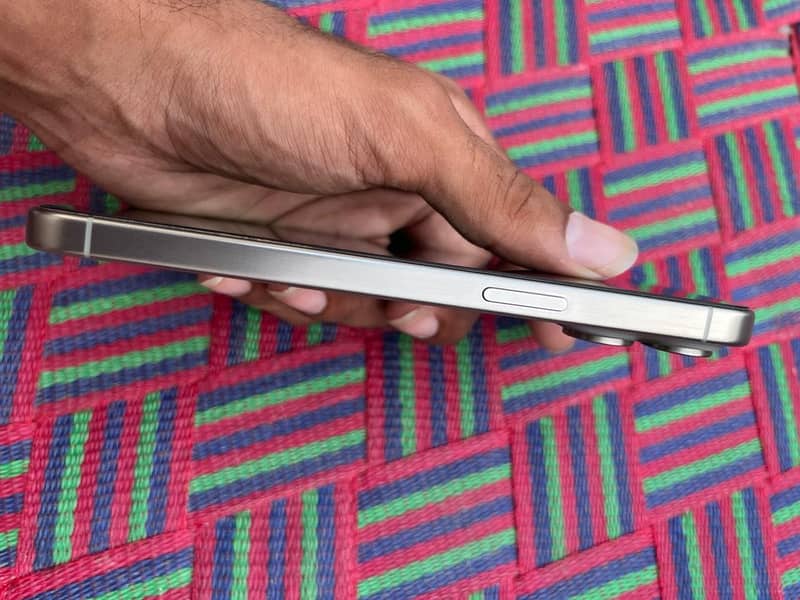 Apple iPhone 15 Pro Max 1