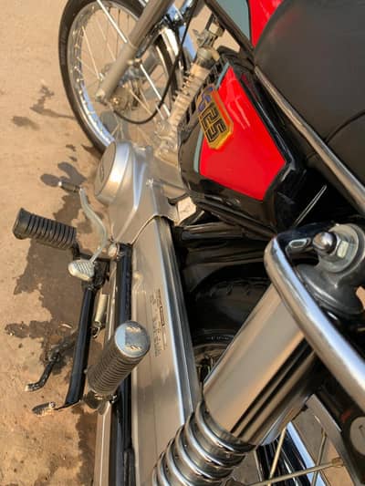 Honda CG 125cc with bike for sale contact 03/28/94/42/927