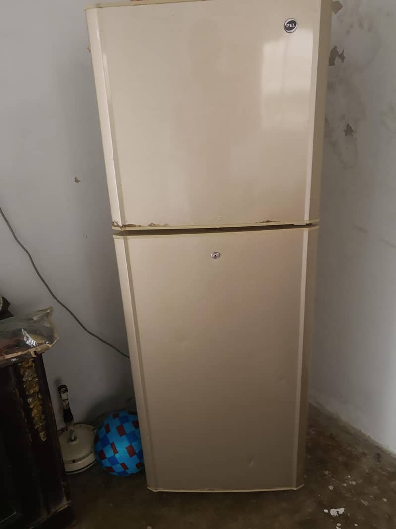 PEL REFRIGERATOR 0