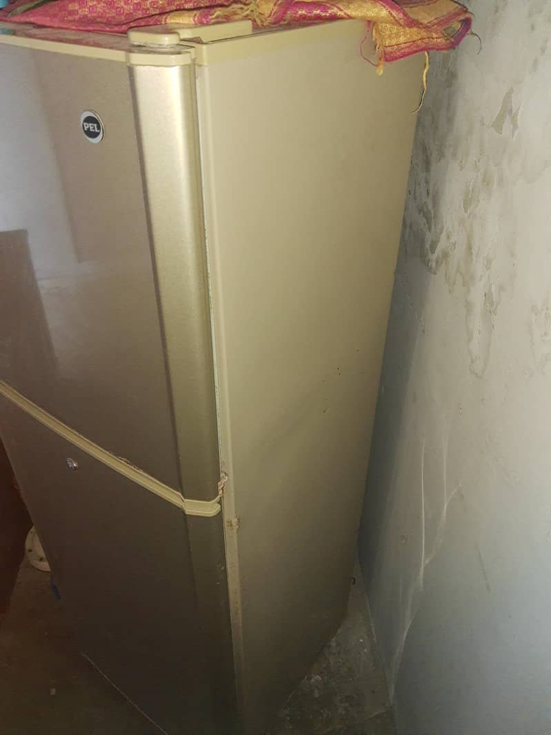 PEL REFRIGERATOR 1