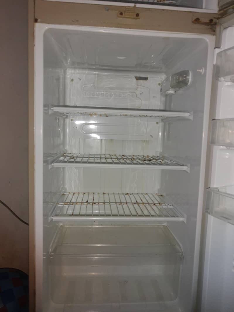 PEL REFRIGERATOR 4