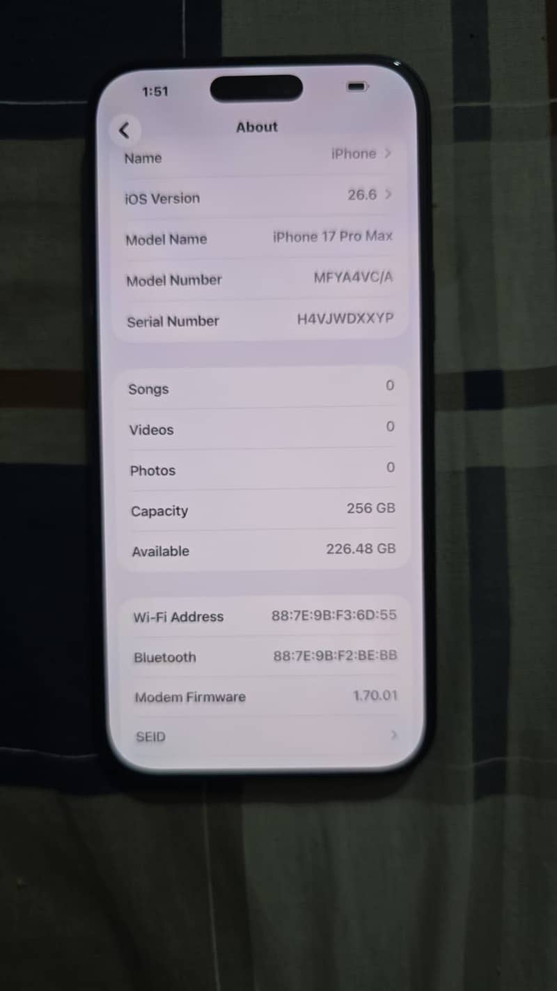 Iphone 17 pro max 1