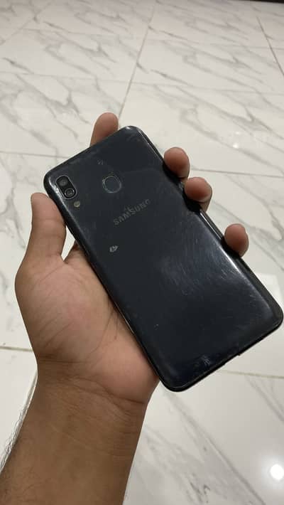 Samsung A30 | 4GB / 64GB | Exchange Possible