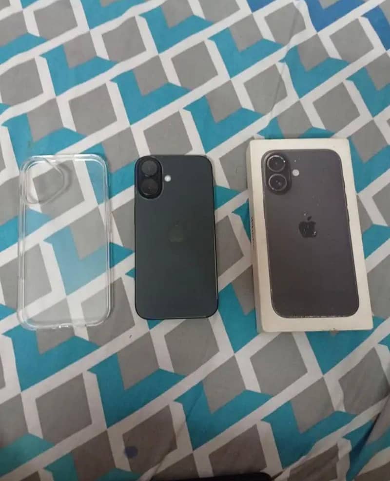 iPhone 16 256 GB Factory Unlocked | With Original Box & Accessories 0