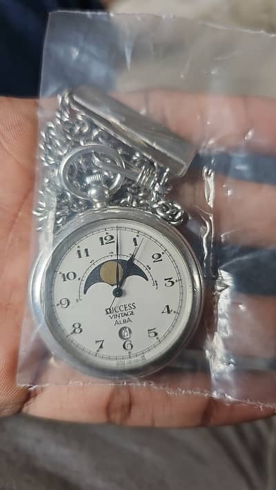Alba quartz pocket watch