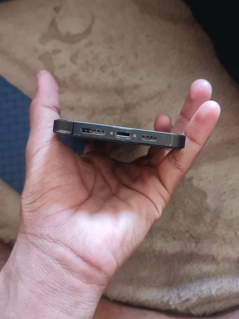 Apple iPhone 14 Pro Max 3