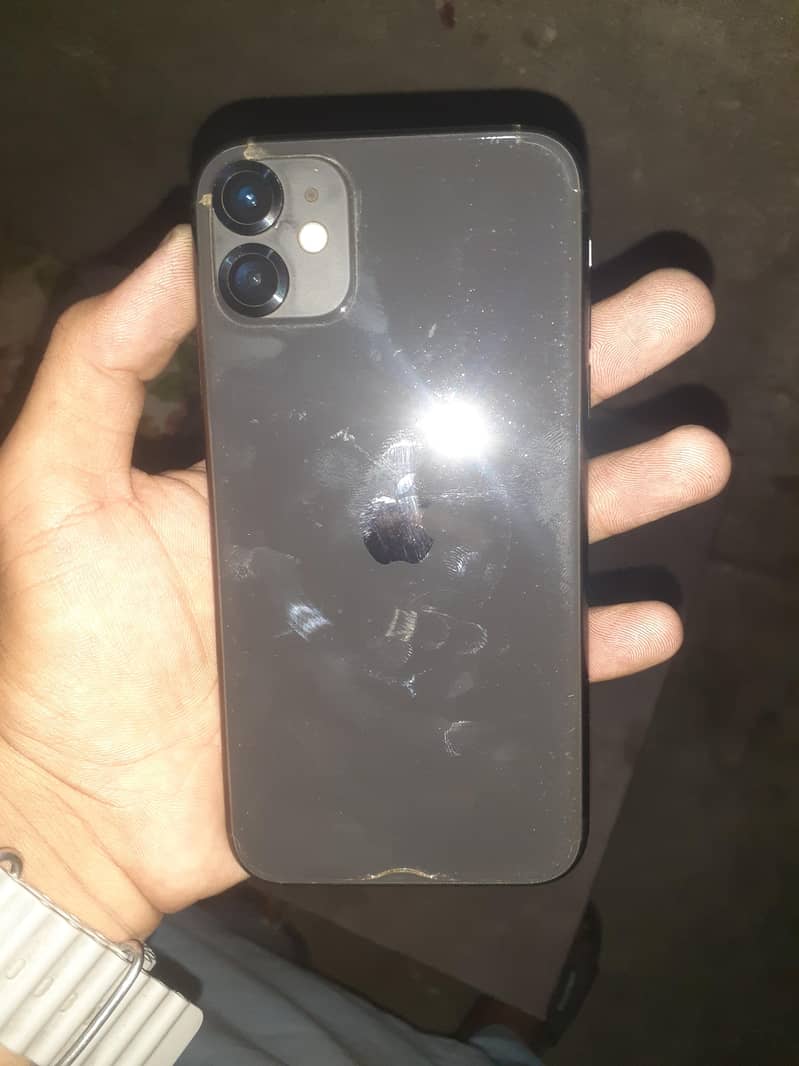 Apple iPhone 11 0