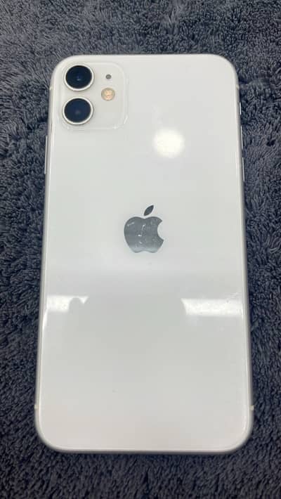 Apple iPhone 11 (64GB, White) - 10/10 Condition | 82% Battery Health