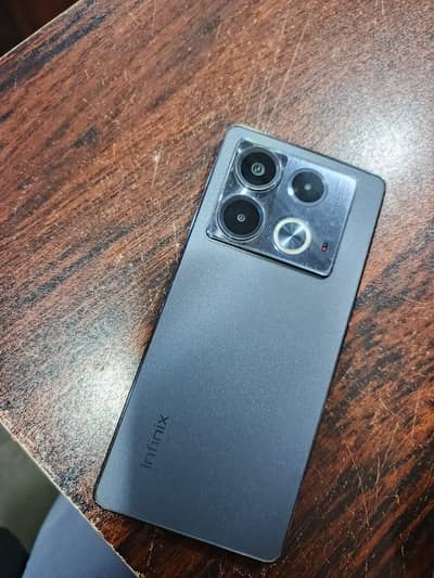 Infinix Note 40